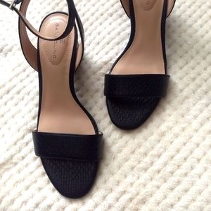 NWOB Black Heels